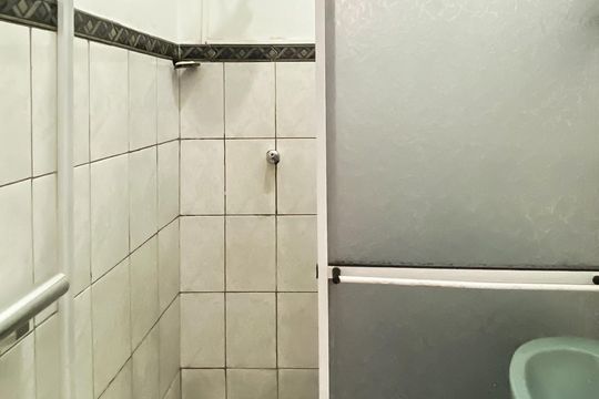 Banheiro  de casa para alugar com 1 quarto, 70m² em Jardim Jaú (zona Leste), São Paulo