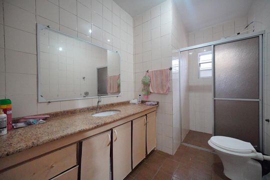 Banheiro de casa para alugar com 2 quartos, 70m² em Areias, São José