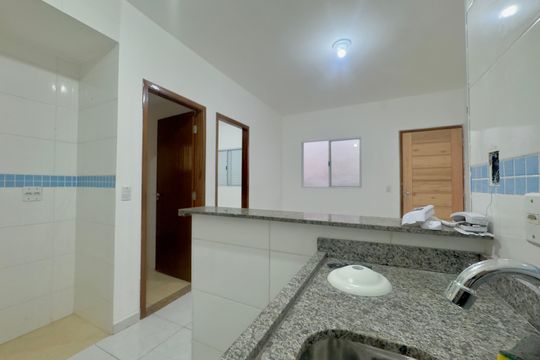 Cozinha de apartamento para alugar com 2 quartos, 48m² em Jardim Rosana, Guarulhos