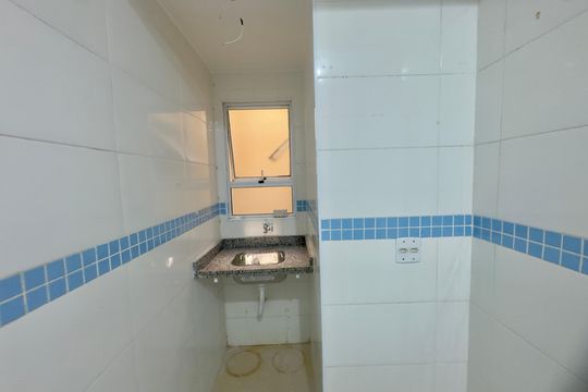 Área de Serviço de apartamento para alugar com 2 quartos, 48m² em Jardim Rosana, Guarulhos
