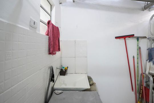 Área de serviço de casa para alugar com 3 quartos, 114m² em Santa Maria, São Caetano do Sul