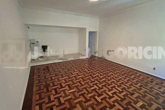 Casa à venda com 5 quartos, 400m² em Vila Isabel, Rio de Janeiro