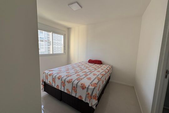 Apartamento à venda com 2 quartos, 80m² em Setor Bueno, Goiânia