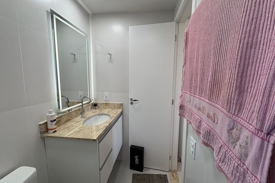 Apartamento à venda com 2 quartos, 80m² em Setor Bueno, Goiânia