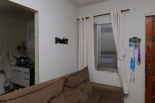 Sala de apartamento para alugar com 2 quartos, 43m² em Itaquera, São Paulo