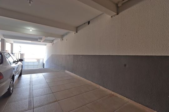 Garagem de apartamento à venda com 2 quartos, 48m² em Parque Novo Oratório, Santo André