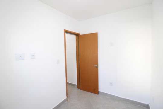 Quarto 2 de apartamento para alugar com 2 quartos, 32m² em Vila Brasil, São Paulo