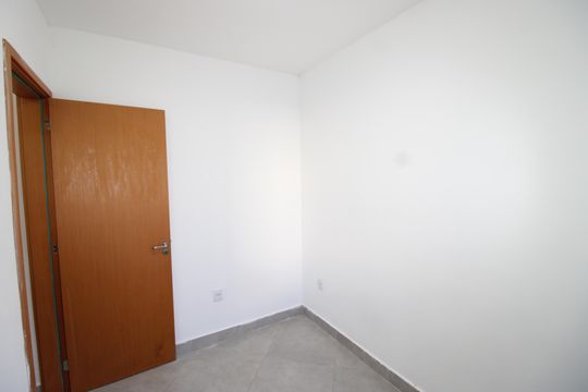 Quarto 2 de apartamento para alugar com 2 quartos, 32m² em Vila Brasil, São Paulo