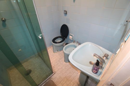 Banheiro de apartamento à venda com 2 quartos, 65m² em Santana, São Paulo