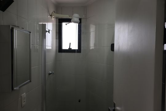Banhero de Serviço de apartamento à venda com 4 quartos, 250m² em Camargos, Guarulhos