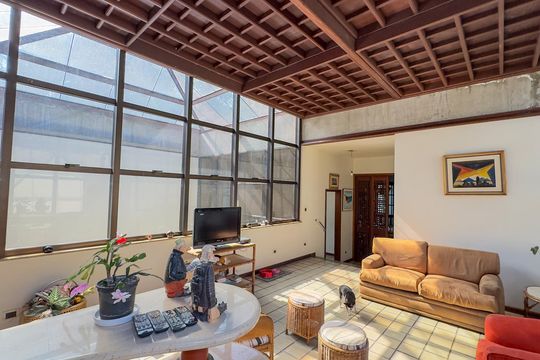 Casa à venda com 4 quartos, 2154m² em Chácara Flora, São Paulo