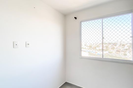 Quarto 2 de apartamento para alugar com 2 quartos, 40m² em Vila Penteado, São Paulo