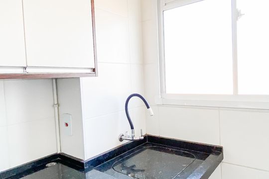 Área de Serviço de apartamento para alugar com 2 quartos, 40m² em Vila Penteado, São Paulo