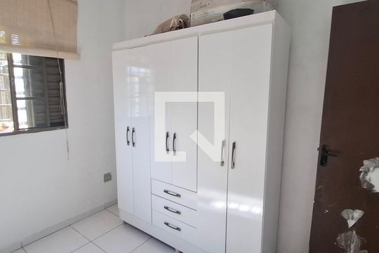 Quarto de casa para alugar com 2 quartos, 90m² em Residencial Leo Gomes de Moraes, Ribeirão Preto