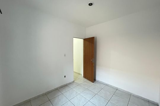 Casa para alugar com 2 quartos, 50m² em Conjunto Lagoa, Belo Horizonte
