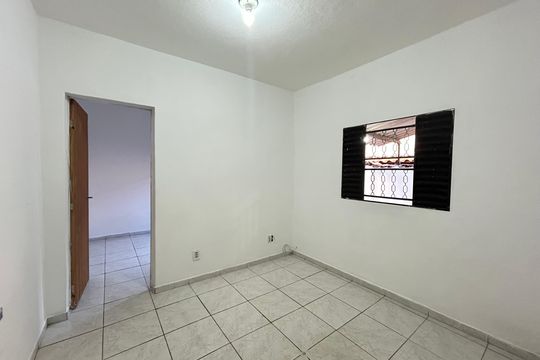 Casa para alugar com 2 quartos, 50m² em Conjunto Lagoa, Belo Horizonte