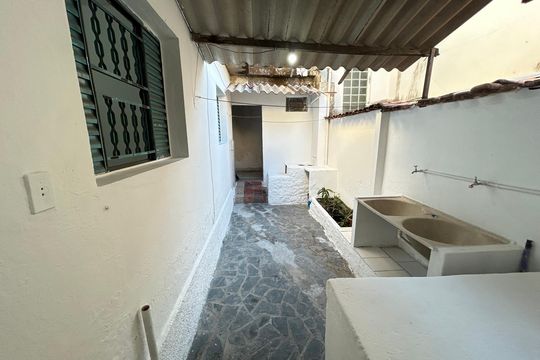Casa para alugar com 2 quartos, 50m² em Conjunto Lagoa, Belo Horizonte