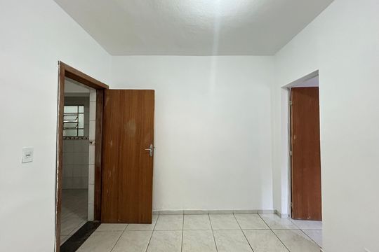 Casa para alugar com 2 quartos, 50m² em Conjunto Lagoa, Belo Horizonte