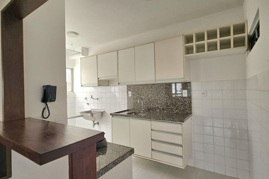 Cozinha de apartamento para alugar com 2 quartos, 78m² em Brotas, Salvador
