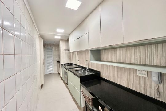 Cozinha de apartamento para alugar com 2 quartos, 90m² em Lagoa, Rio de Janeiro