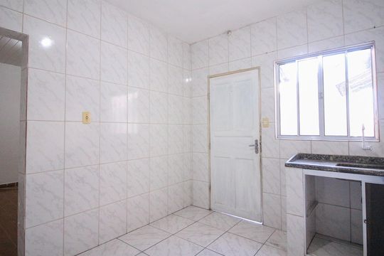 Casa para alugar com 1 quarto, 30m² em Vila Ema, São Paulo