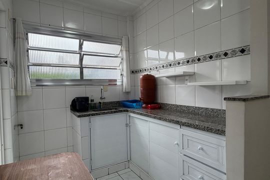 Cozinha de apartamento para alugar com 2 quartos, 70m² em José Menino, Santos