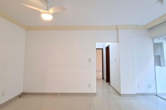 Sala  de apartamento para alugar com 2 quartos, 95m² em Rio Vermelho, Salvador