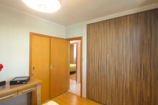 Suite de apartamento à venda com 3 quartos, 84m² em Paquetá, Belo Horizonte