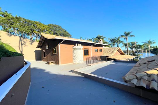 Área comum de casa à venda com 5 quartos, 931m² em Pampulha, Belo Horizonte