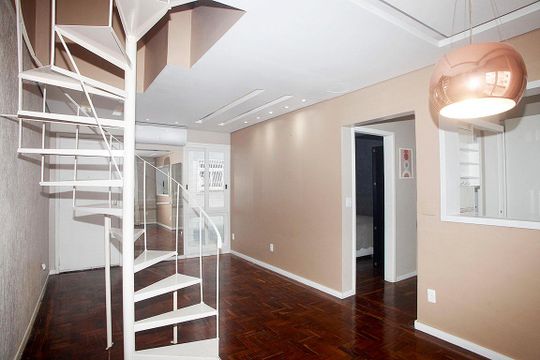Sala de apartamento para alugar com 3 quartos, 93m² em Santana, Porto Alegre