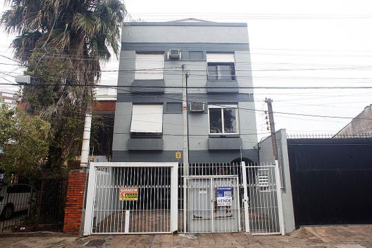 Fachada de apartamento para alugar com 3 quartos, 93m² em Santana, Porto Alegre
