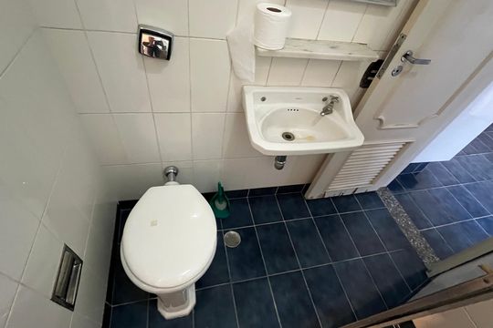 Banheiro de serviço de apartamento para alugar com 3 quartos, 95m² em Bonfim, Campinas