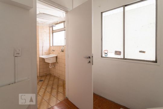 Apartamento à venda com 2 quartos, 95m² em Cerqueira César, São Paulo