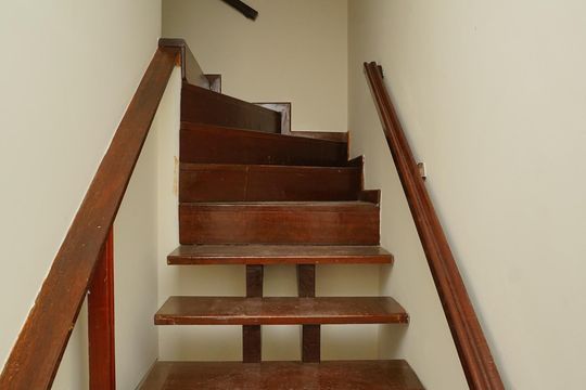 Escada de casa para alugar com 4 quartos, 300m² em Jardim Atlântico Oeste (itaipuaçu), Maricá