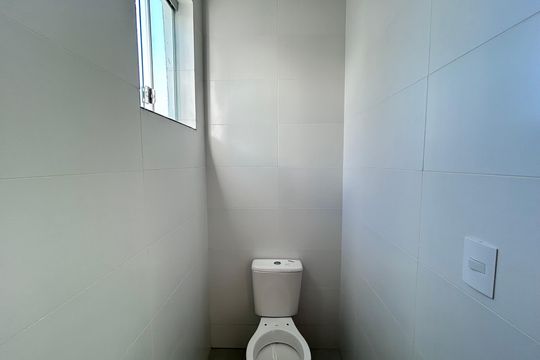 Casa de Condomínio à venda com 2 quartos, 73m² em Parque Xangri-lá, Contagem