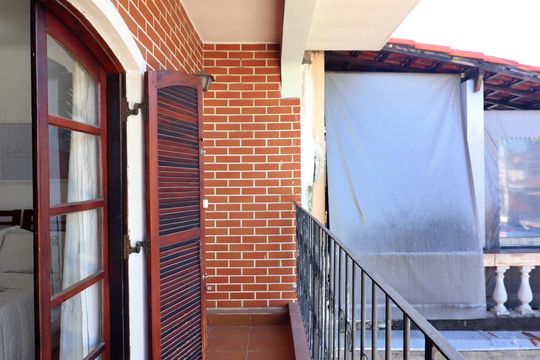 Quarto 1 - Suíte Sacada  de casa à venda com 4 quartos, 168m² em Jardim do Mar, São Bernardo do Campo