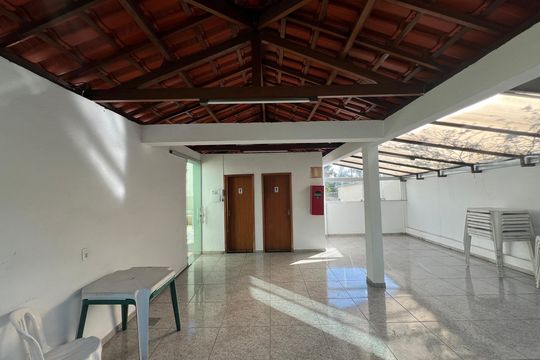 Apartamento à venda com 2 quartos, 54m² em Cândida Ferreira, Contagem