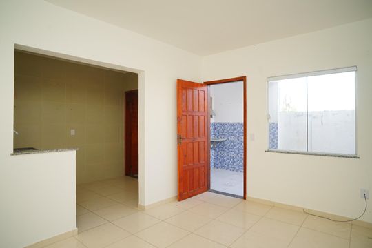 Casa para alugar com 1 quarto, 40m² em Jardim Atlântico Leste, Maricá