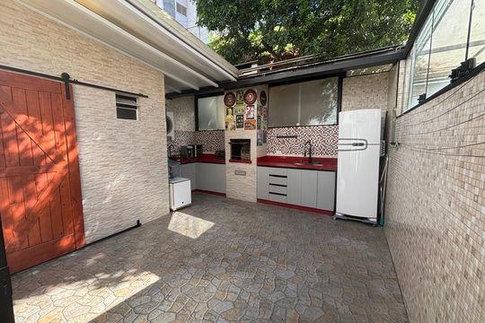 Área de churrasco  de casa de condomínio à venda com 2 quartos, 59m² em Jardim California, Barueri
