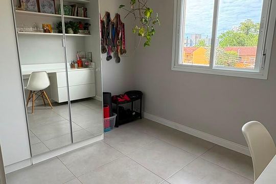 Quarto 2 de apartamento à venda com 2 quartos, 58m² em Ipanema, Porto Alegre
