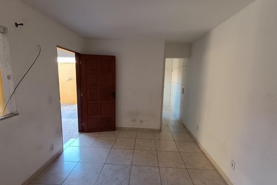 Studio de kitnet/studio para alugar com 1 quarto, 30m² em Extensão Serramar, Rio das Ostras
