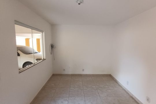 Studio de kitnet/studio para alugar com 1 quarto, 30m² em Extensão Serramar, Rio das Ostras