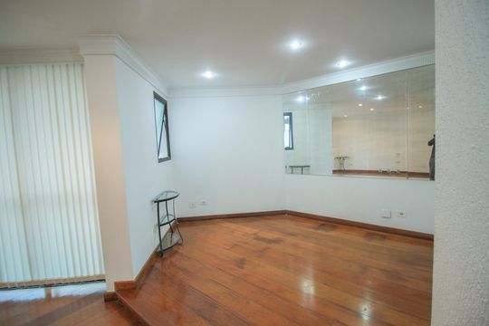Apartamento para alugar com 3 quartos, 160m² em Vila Regente Feijó, São Paulo