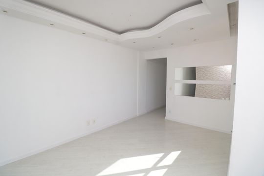 Sala de apartamento para alugar com 2 quartos, 75m² em Vila Príncipe de Gales, Santo André
