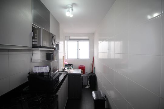 Cozinha de apartamento para alugar com 2 quartos, 44m² em Morro Santana, Porto Alegre