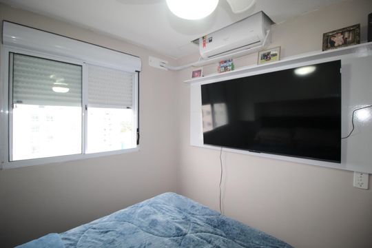 Quarto 1 de apartamento para alugar com 2 quartos, 44m² em Morro Santana, Porto Alegre
