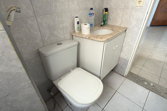 Banheiro de apartamento à venda com 1 quarto, 40m² em Brás, São Paulo