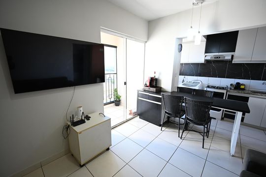 Apartamento à venda com 2 quartos, 48m² em Parque Oeste Industrial, Goiânia