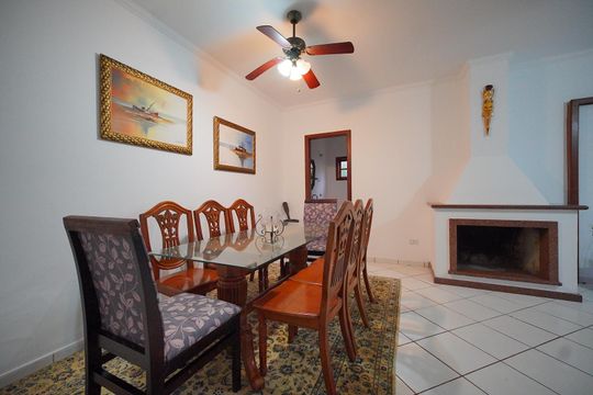 Sala de Jantar de casa de condomínio para alugar com 3 quartos, 200m² em Cachoeira do Bom Jesus, Florianópolis
