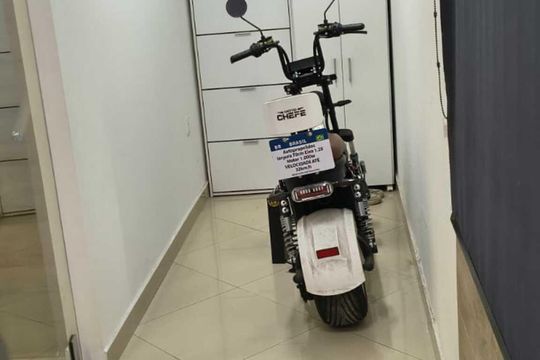 Corredor de casa para alugar com 2 quartos, 85m² em Bangu, Rio de Janeiro